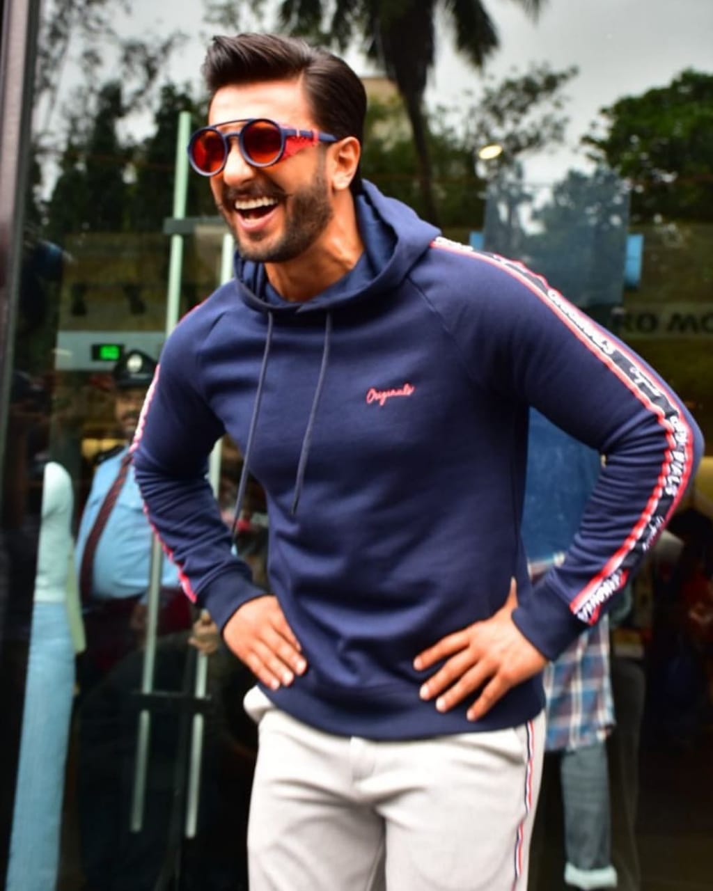 Ranveer Singh 🖤 Outfit @zegnaofficial Accessories @tiffanyandco  @reliancebrandsltd Sunglasses @prada Watch @franckmuller_geneve Styled …